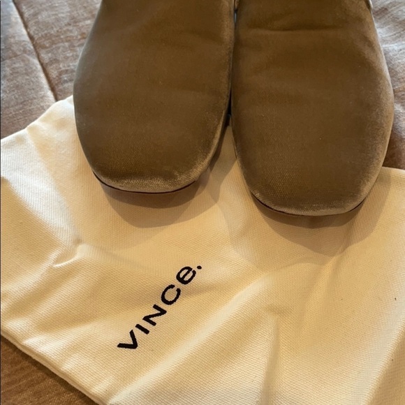 VINCE Velvet Smoking Slipper Shoes 6.5 NWOTS - Picture 6 of 11